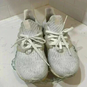 Wmns UltraBoost 3.0 ‘Triple White’ Size: 9.5